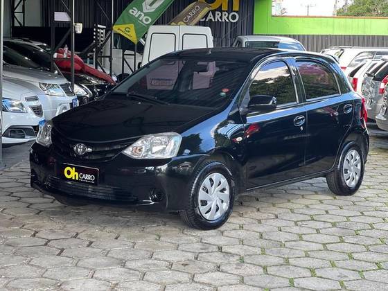 TOYOTA ETIOS 1.3 XS 16V FLEX 4P MANUAL